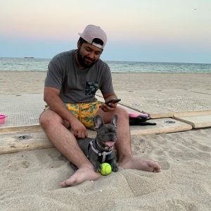 Meet your Posher, Jonathan jesus